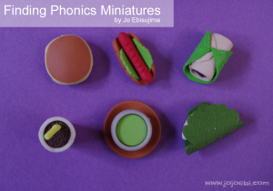 Kids love miniatures! Here's a great post on Finding Phonics Miniatures shared by Jo of JoJoEbi.com on MontessoriBloggersNetwork.com